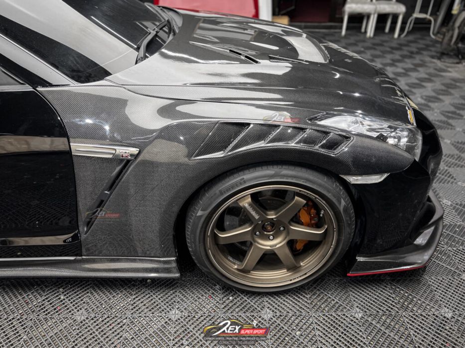 Ornamente Aerisiri Ventilatie Nissan GTR 35 Carbon Aripi Prize Aer