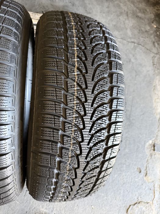 2 anvelope iarna profil nou , 215/60/17 , Bridgestone , 8.3 mm !