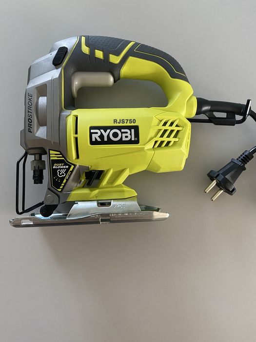 Pendular fierastrau vertical RYOBI
