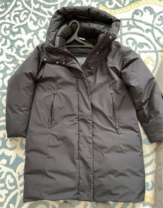 Продаю зимние куртки