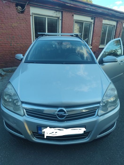 Vând Opel.Astra H