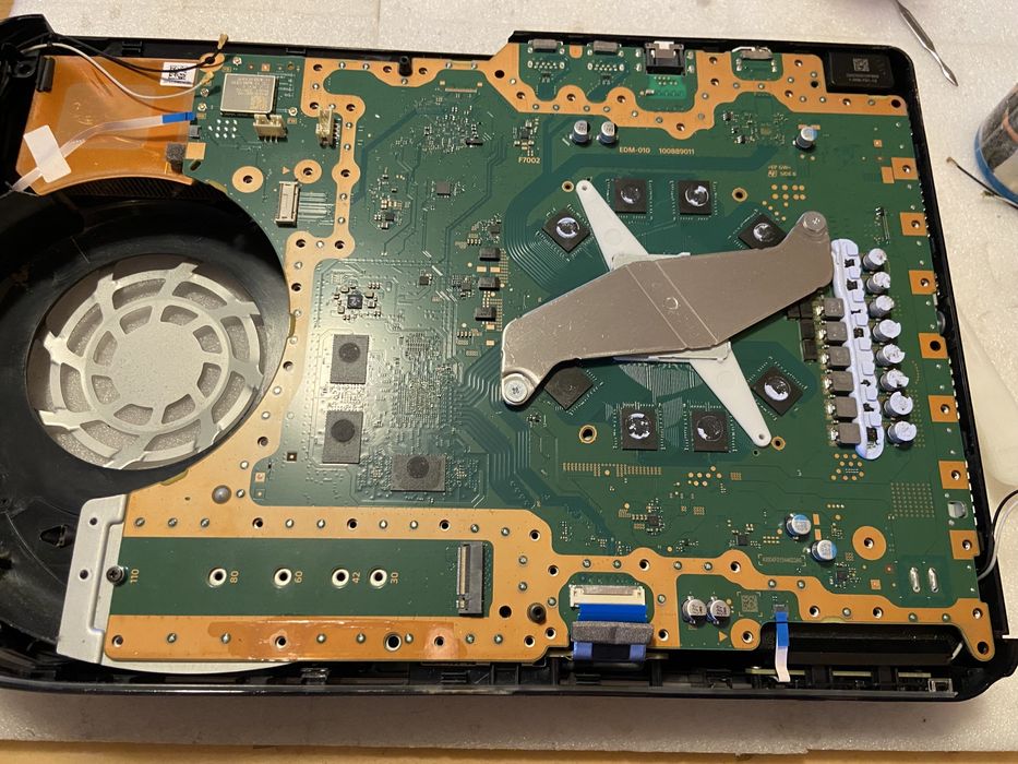 Reparatii / Service Consola PS5 , Controller PS5, curatare PS5