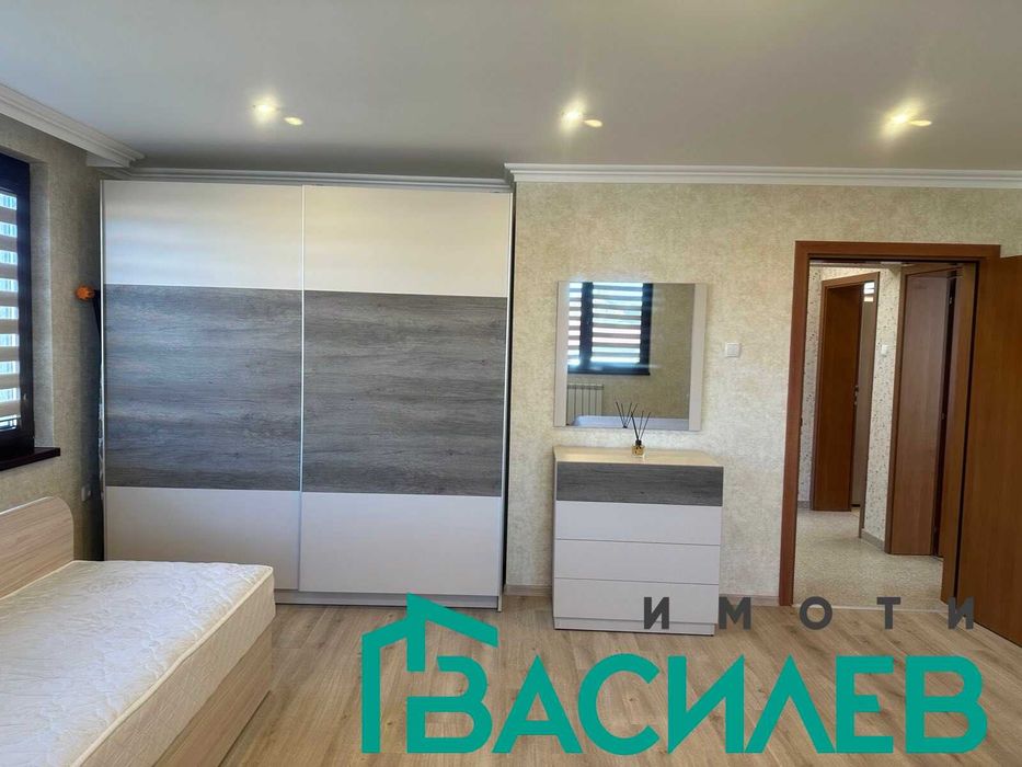 Дава се под наем Етаж от къща в София, Център - 116 кв.м за 757.86 € - Снимка #6