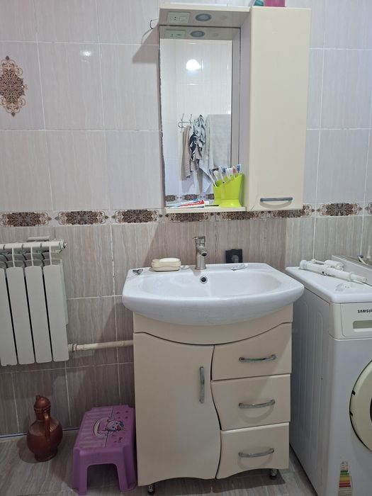 Продам ванную мебель