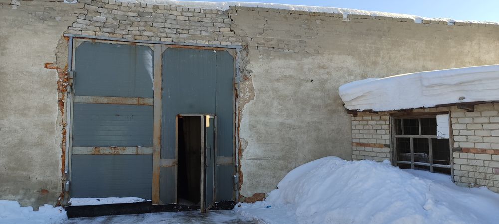 Продам здание с участком