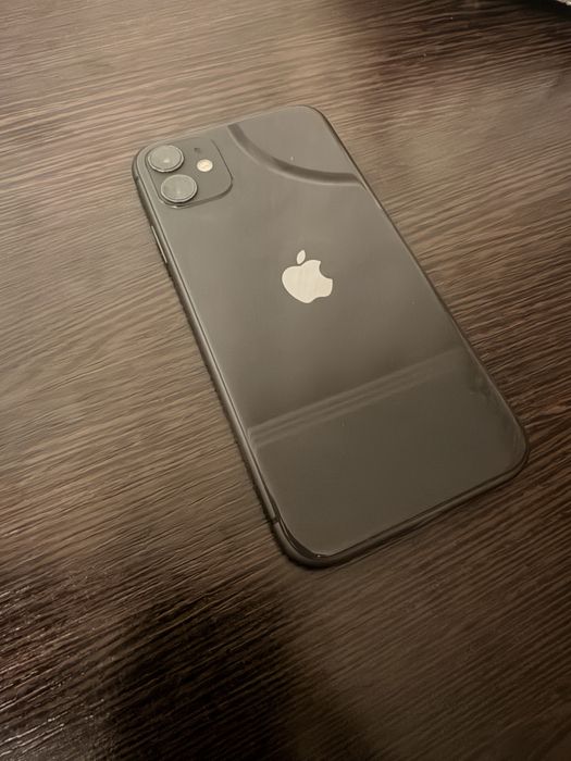 Iphone 11 black , 128 gb 70%