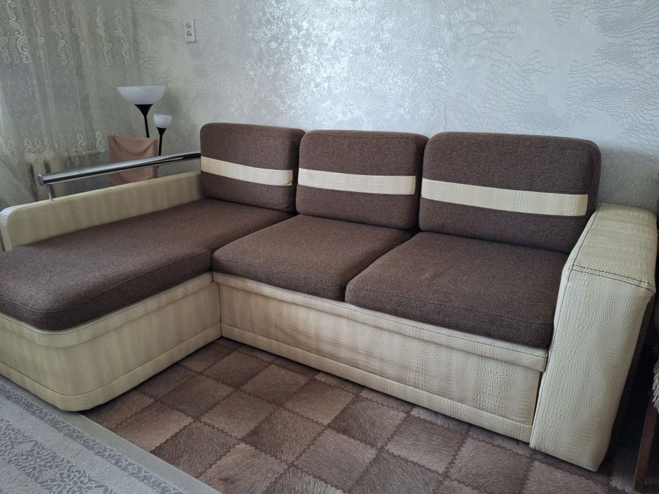 Диван угловой раскладывающийся