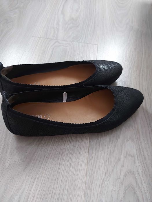 Balerini piele Lasocki, marime 39, in stare foarte buna