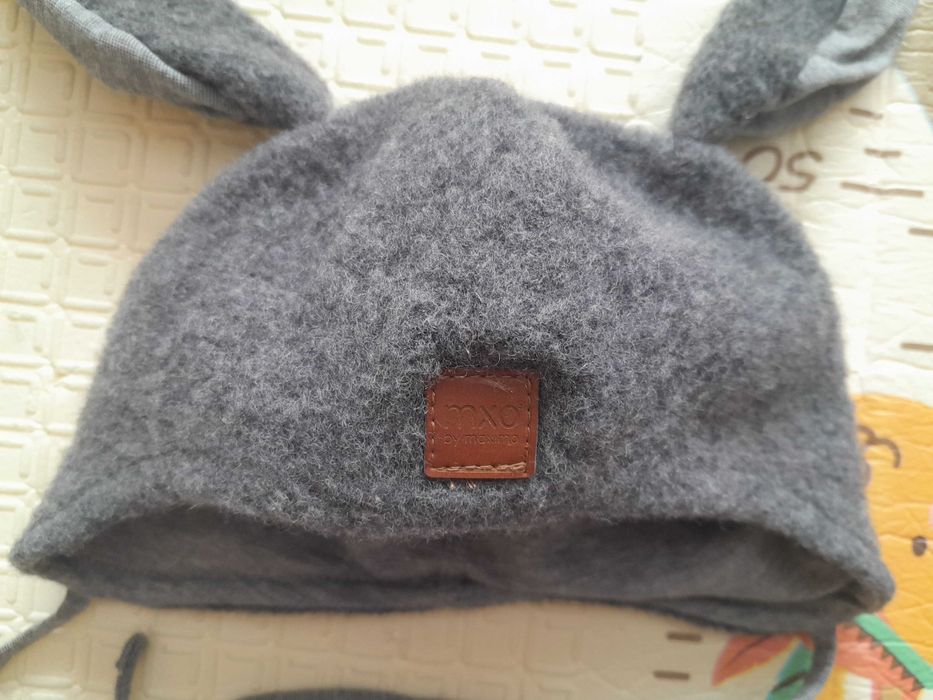 Комплект  бебешки шал и шапка Maximo