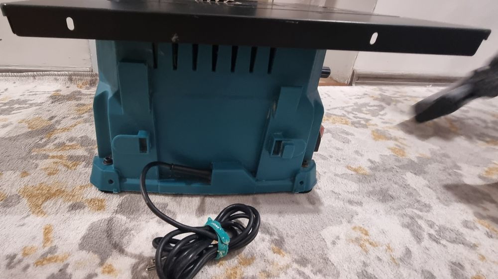 Настолен цирколяр Vonroc 1500w за части