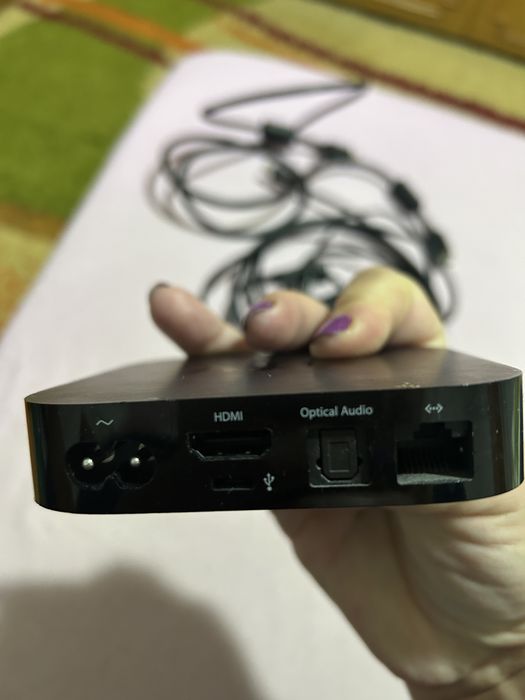 Vsnd apple tv 2 n stare buna cu teiecomanda