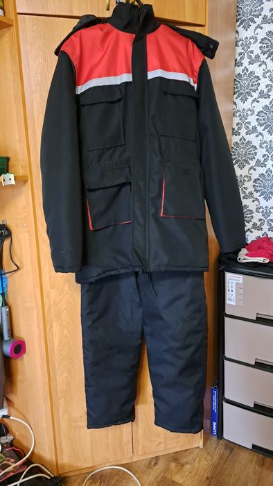 Продам зимний костюм