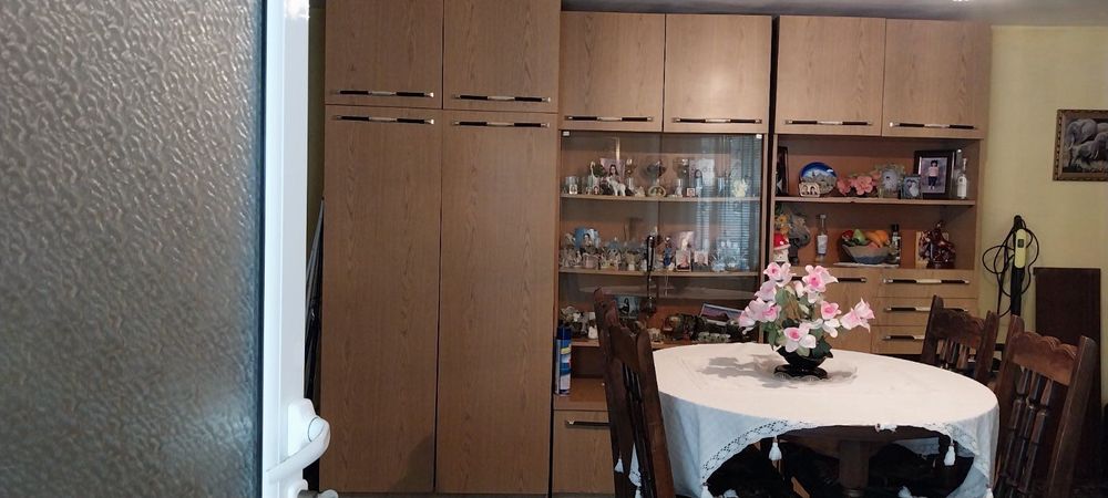 Продава масивна къща в гр. Ловеч, кв. Вароша