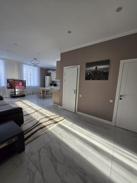 4 ком Горпарк,обл. Акима, 2 уровня, 400+