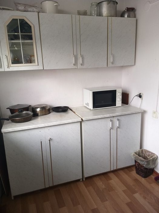 Возьму в квартиру одну девушку