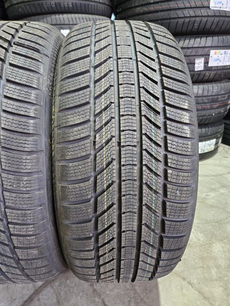 255/45/20//235/50/20 Continental