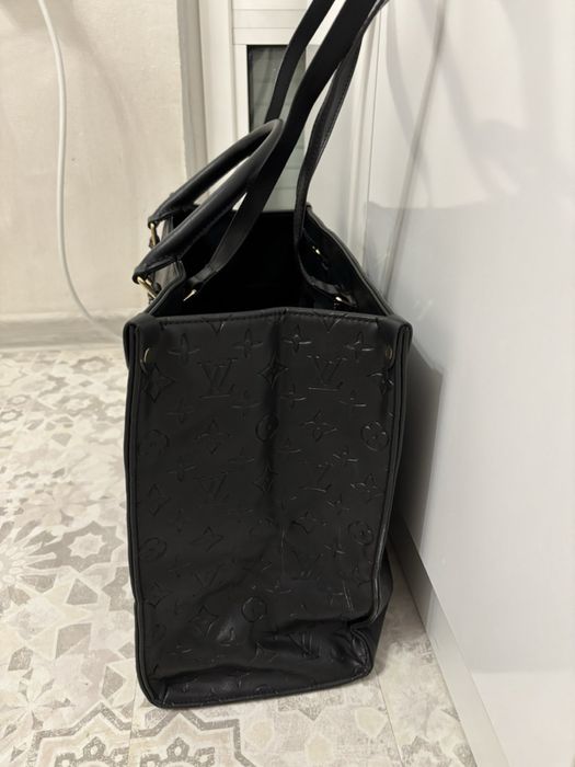 Оргинална чанта на Луйс Витон. В отлично състояние