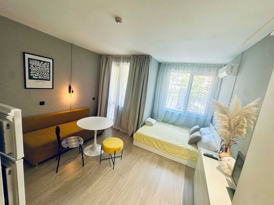 Дава се под наем Едностаен апартамент в Несебър - 38 кв.м за 700 € - Снимка #1