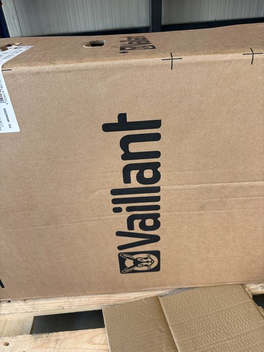 Centrala Vaillant turboTEC pro 24 kW – funcționează, mic defect ACM
