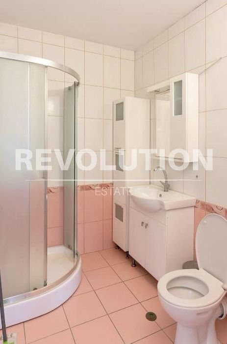 Дава се под наем Двустаен апартамент в Варна, Левски - 60 кв.м за 500 € - Снимка #4