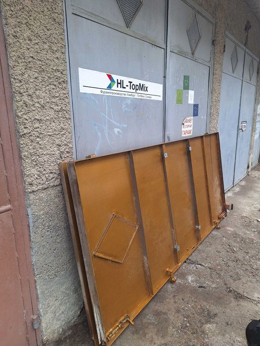 Гаражни врати железни