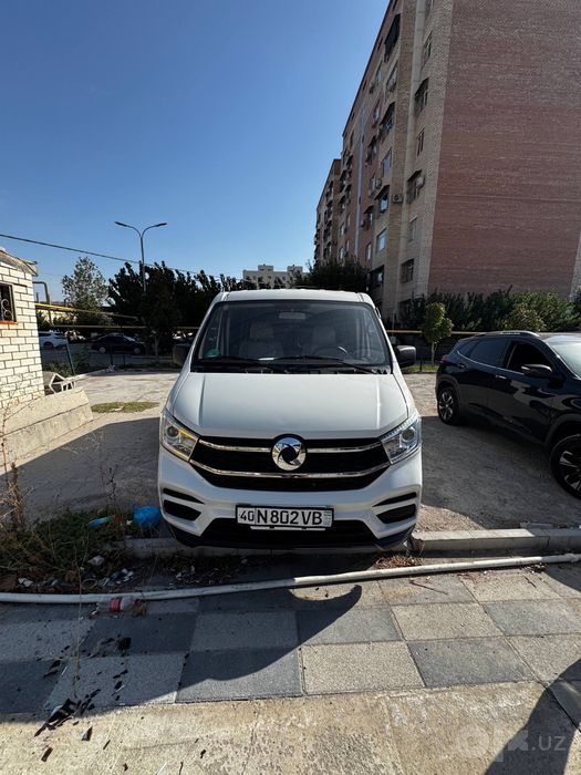 Dongfeng M3 sotiladi