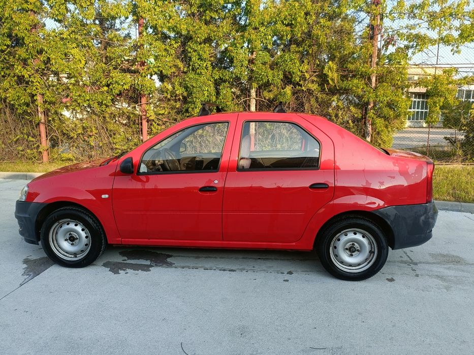 Vând LOGAN 1.2 benzina