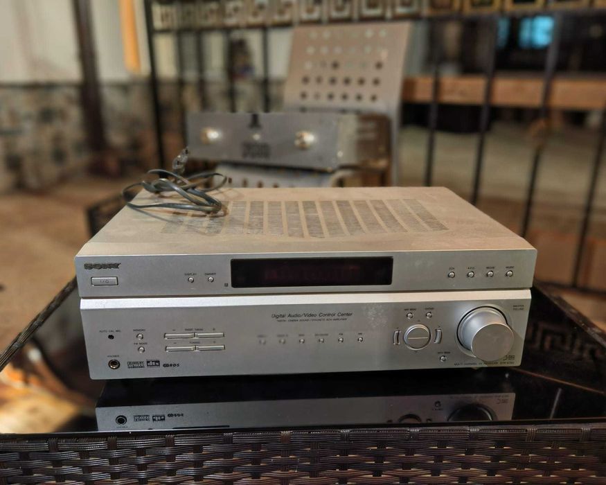 Усилвател Sony  със дистанционно управление