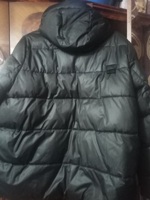 Продам зимнюю куртку