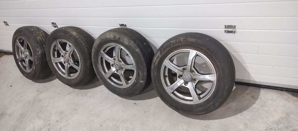 Roti Megan 3 Jante otel R15 5x114.3