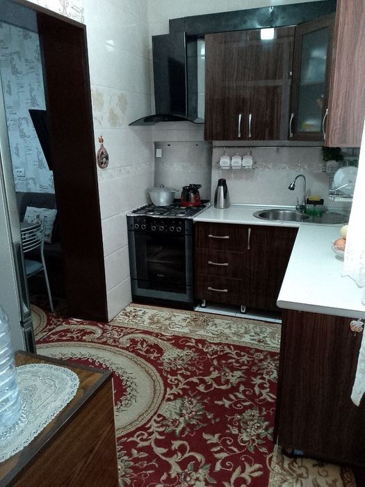 Продается квартира Карасу 2  5ти комнатная  1ый этаж