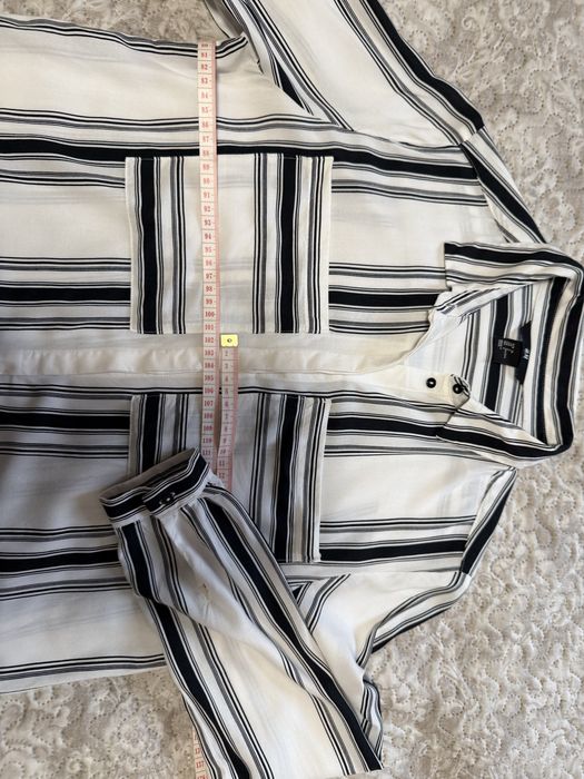 Camasa dama H&M marime 36 alb cu dungi negre eleganta