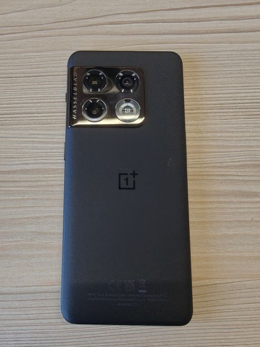Мобилен телефон OnePlus 10 Pro