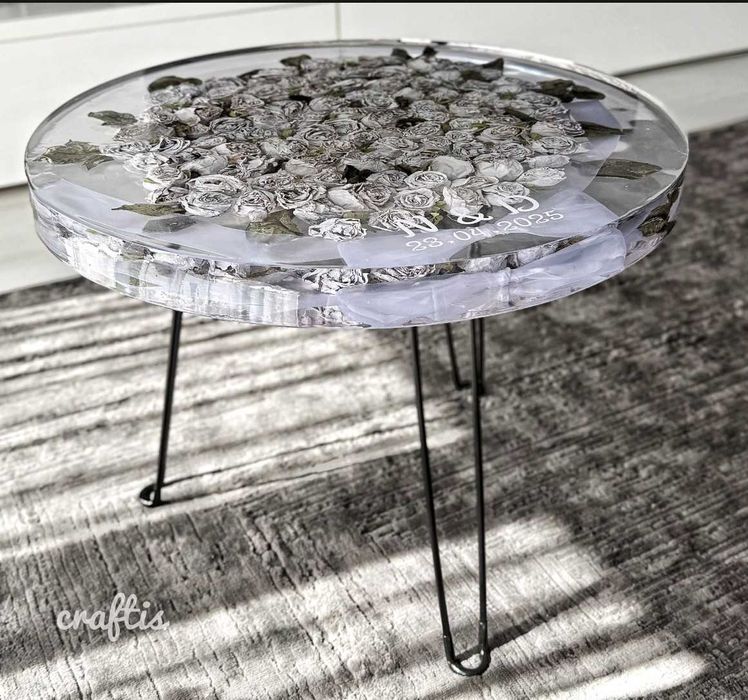 Masuta cafea din rasina epoxidica 60cm si platou rasina 35cm.