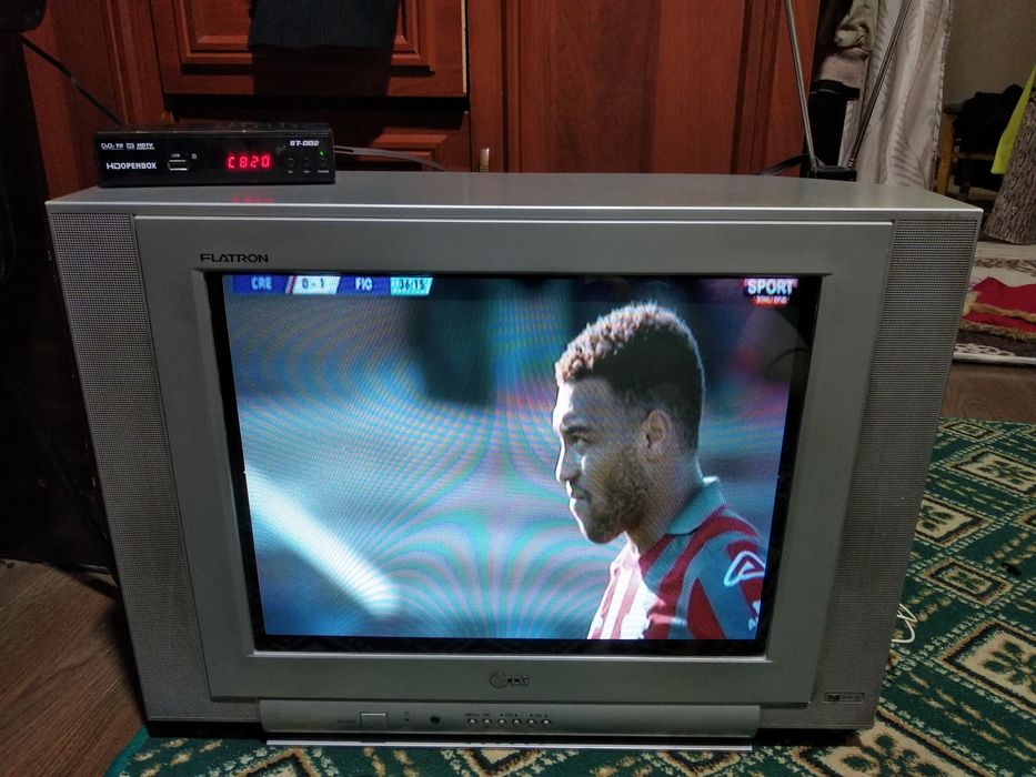 Телевизор LG.21 FA 20.