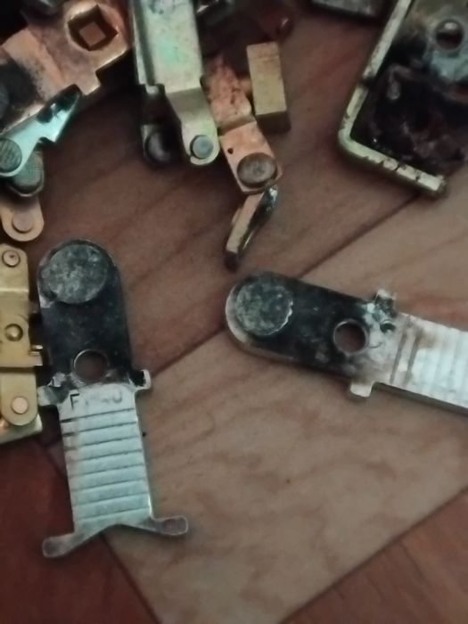 продават се за скрап