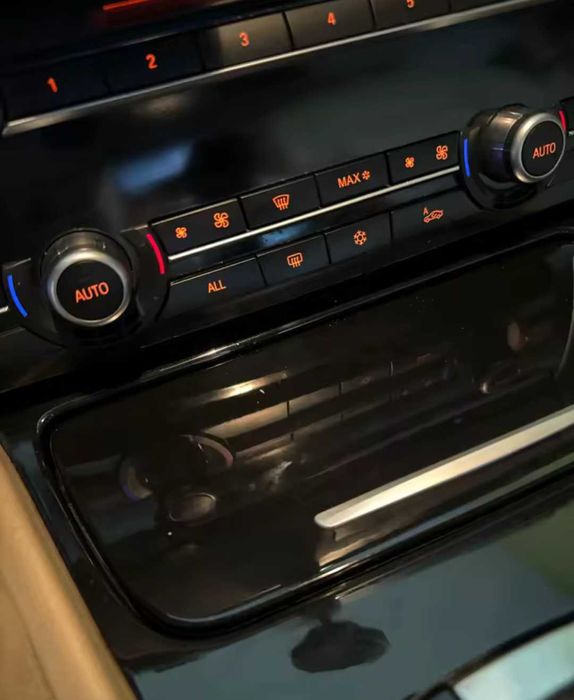 Бутони за управлението на климатика БМВ BMW F10/F11 F06 F12 F13 F01