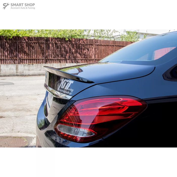 Eleron Portbagaj Mercedes C-Class W205 (2014-2020) Design Negru Lucios