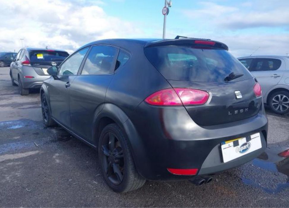 Seat leon fr  На части