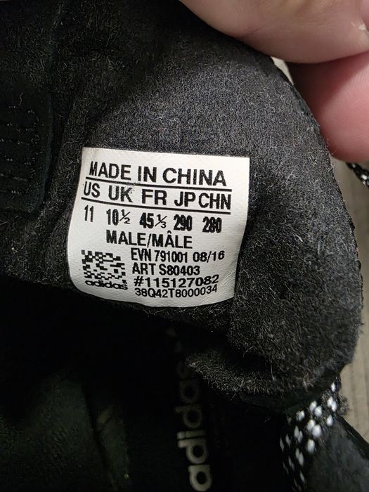 Adidas tubular invader 2.0