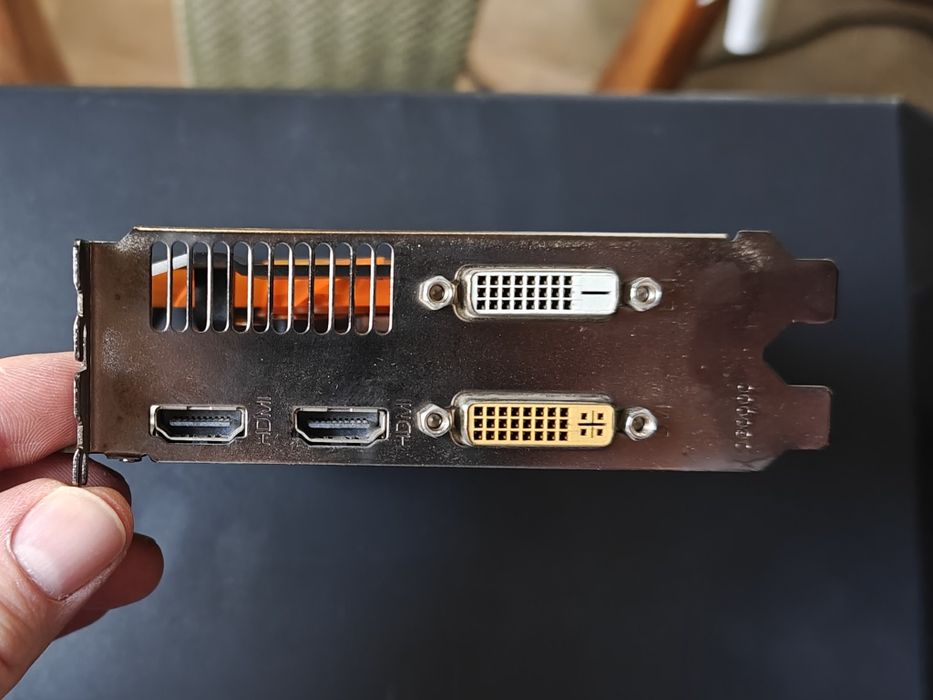 Видеокарта Zotac GTX 650 1gb