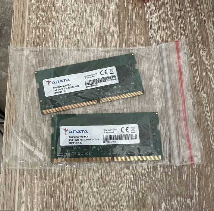 Set Memorii RAM DDR4 3200Mhz Dual Channel Laptop