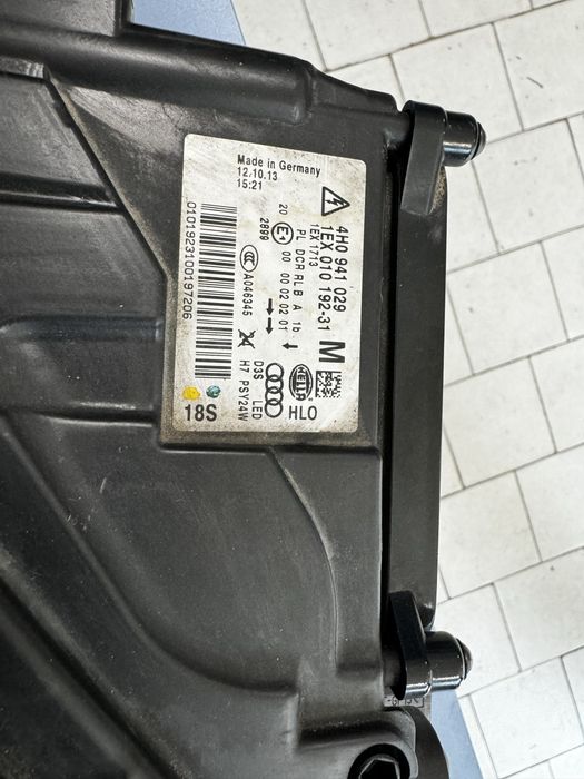 Фарове Audi A8 D4