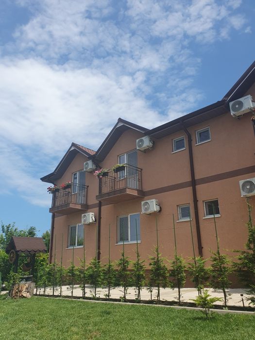 Cazare Casa cu flori-Tuzla