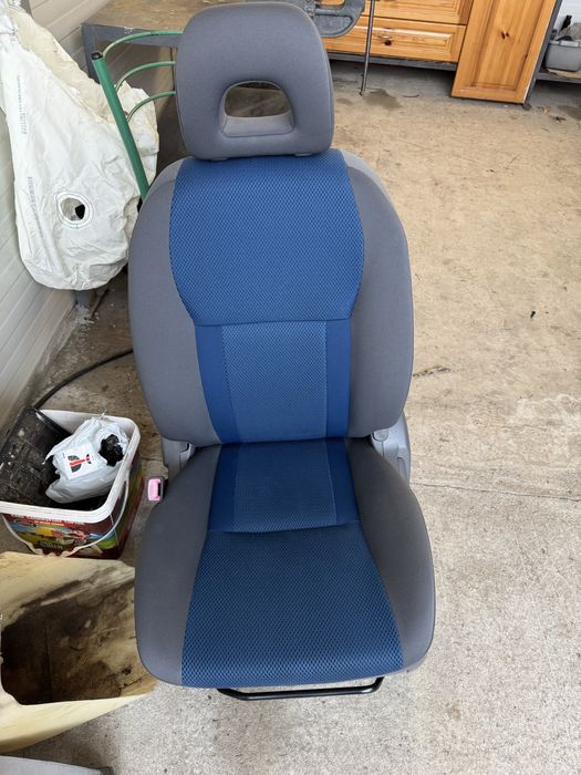 Салон за тойота рав 4/ rav 4