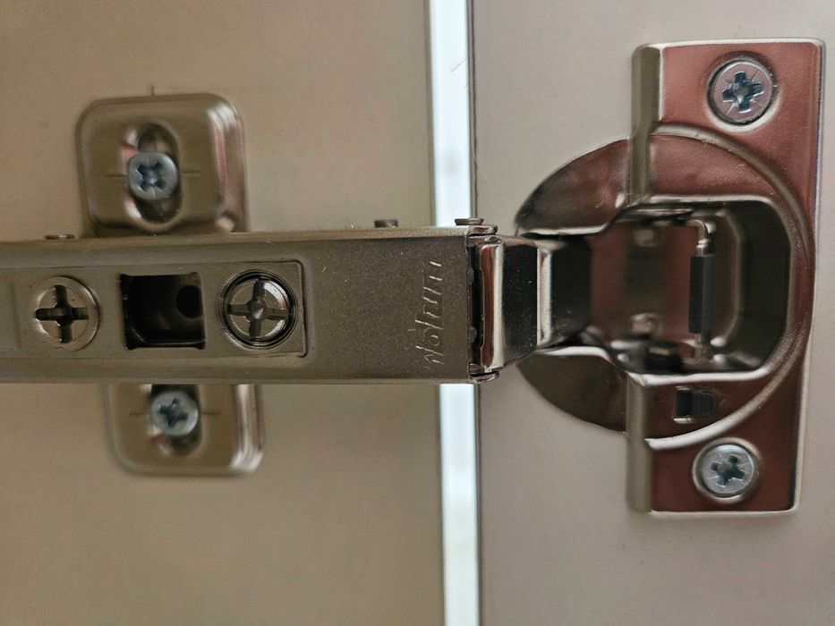 Кухни кухненски мебели