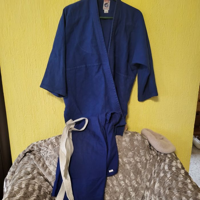 Продам костюм кимоно