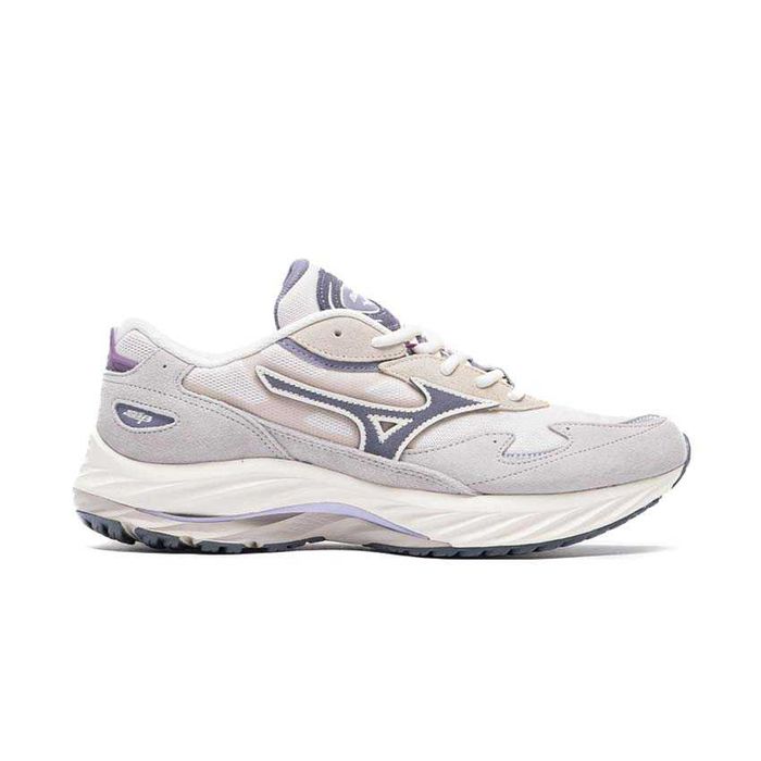 Mizuno 42 р. оригинальные кроссовки