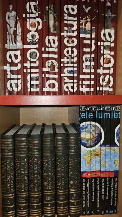 Vand toate cărțile la pachet