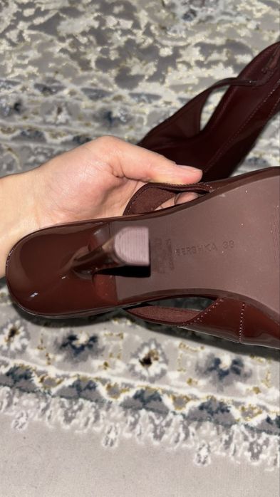 Туфли на шпильках